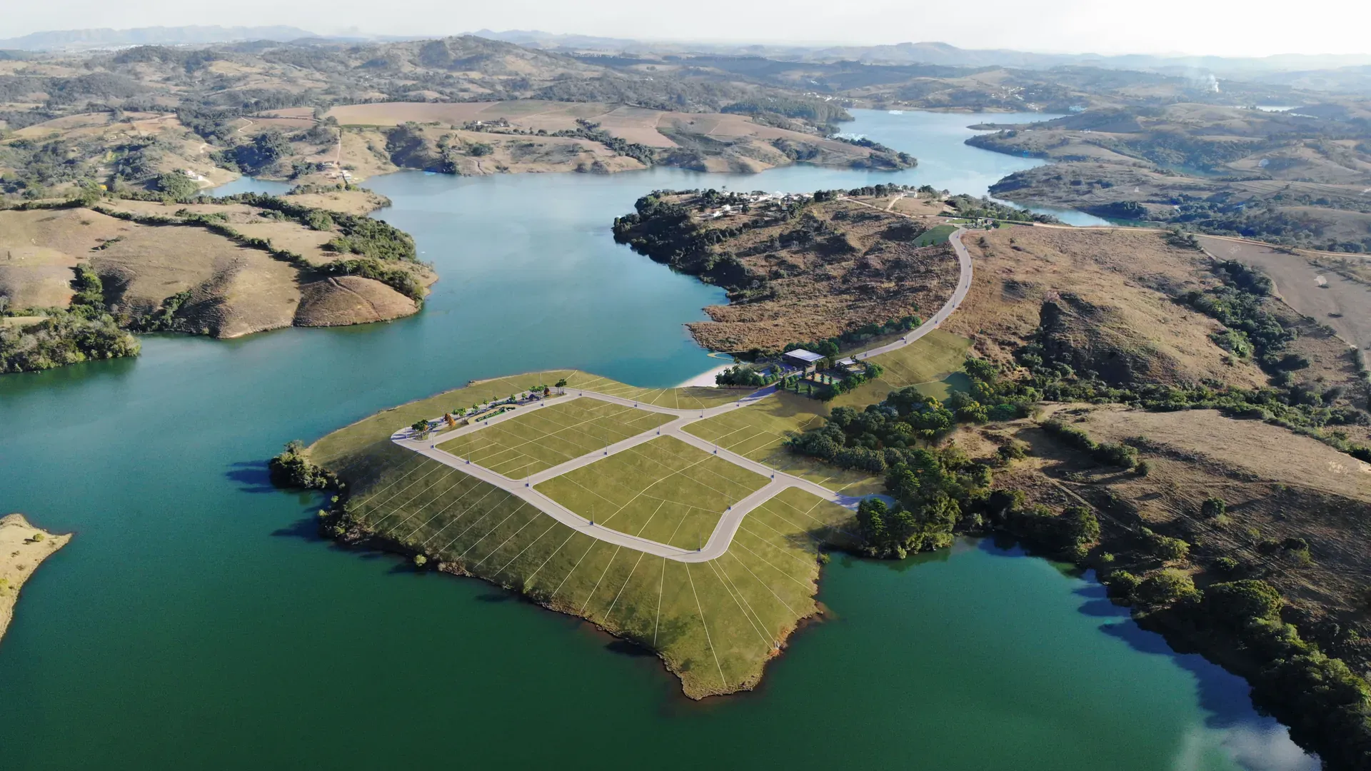 Vista aérea do Porto Real Condomínio Náutico às margens do lago, em Perdões/MG